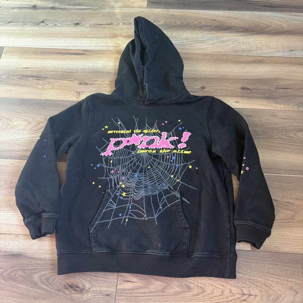 SP5DER Unisex Kids Pullover Hoodie Black Spiderweb Graphic Print Pink Logo
